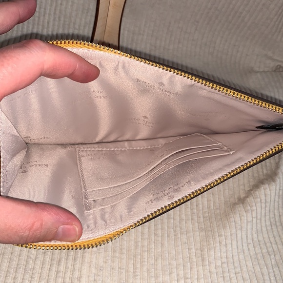 NWOT - Kate Spade Lucy Bicolor Medium L Zip Wristlet - Picture 13 of 15